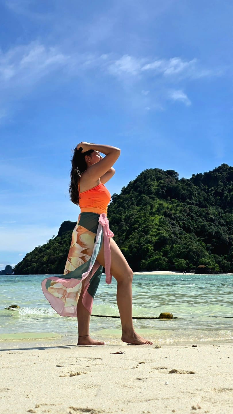 Ombre Flower One piece Swimwear Monokini with Flowered Coverup
